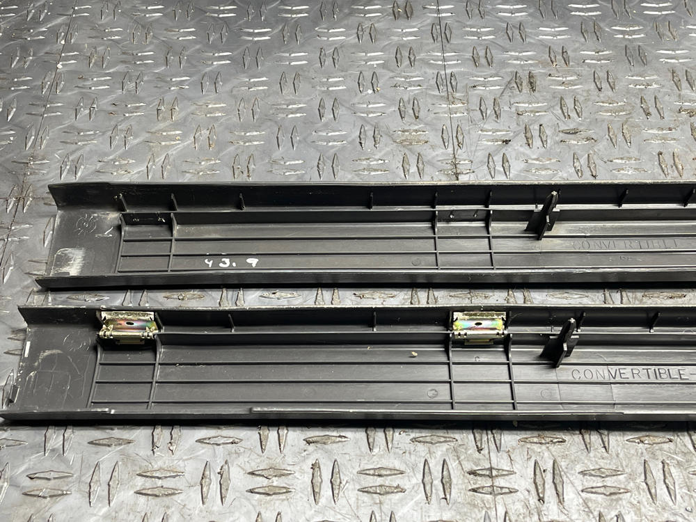 1999-04 Ford Mustang Roush GT Door Sills Pair- Dark Charcoal 293