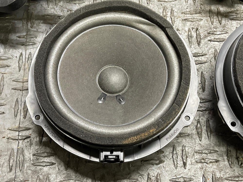 2015-17 Ford Mustang GT Convertible Speakers Set 312