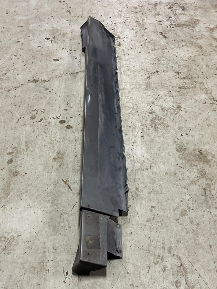 2003-04 Ford Mustang Mach One LH Driver Side Skirt 19k Miles DSG Paint Code CX