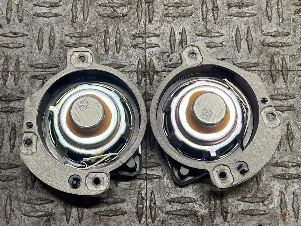 2015-17 Ford Mustang GT Door Tweeter Speaker Pair 312