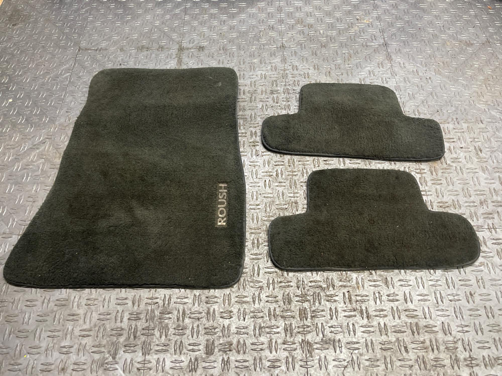 2015-17 Ford Mustang GT OEM Convertible Floor Mat Set 312