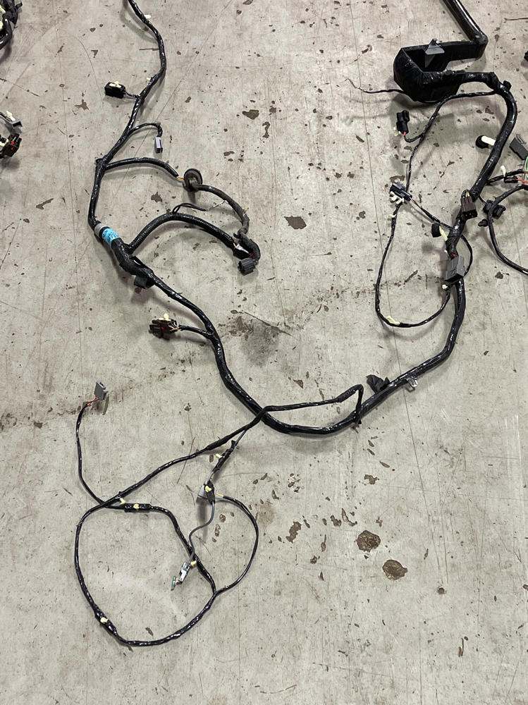 2003-04 Ford Mustang Mach One Body Harness- FOR MANUAL TRANS 19k Miles 296