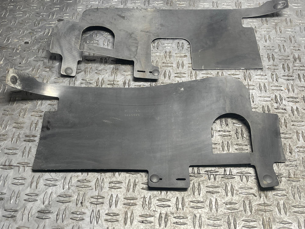 2003-04 Ford Mustang Mach One Engine Bay Splash Shield Pair 19k Miles 296