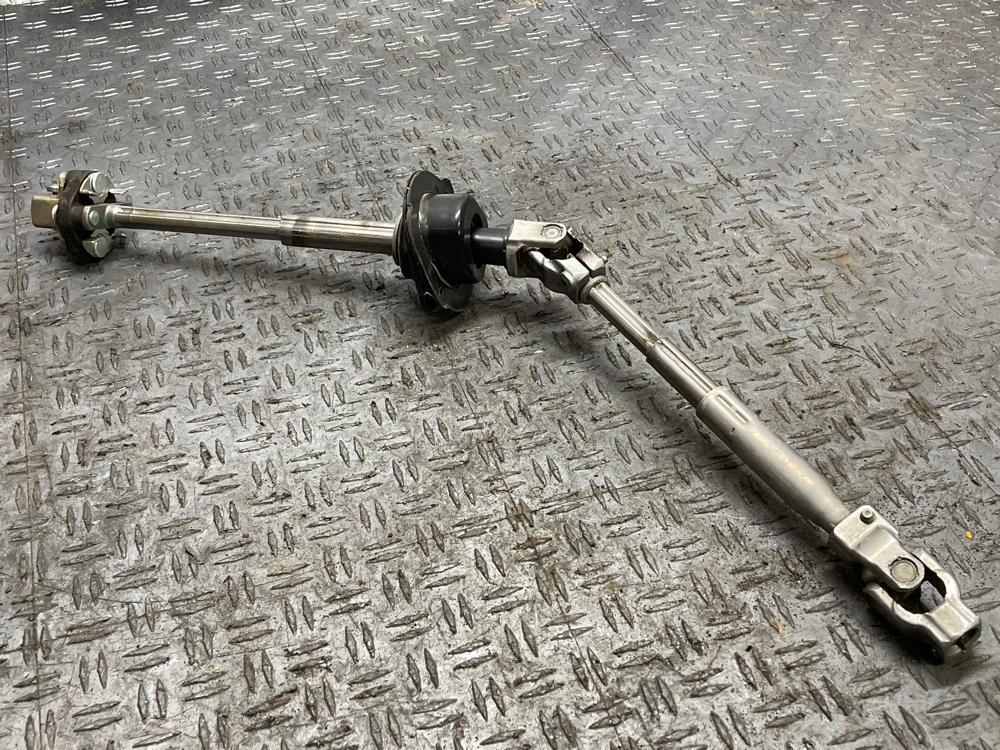 2015-17 Ford Mustang GT OEM Steering Shaft 312