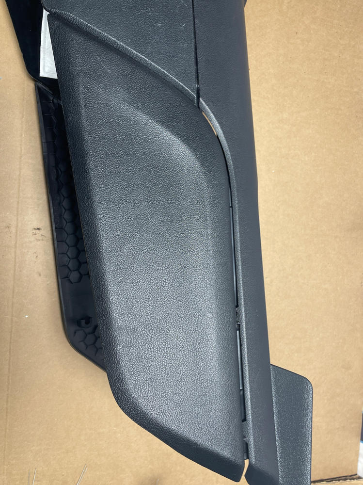 2018-23 Ford Mustang Center Console Assembly 217