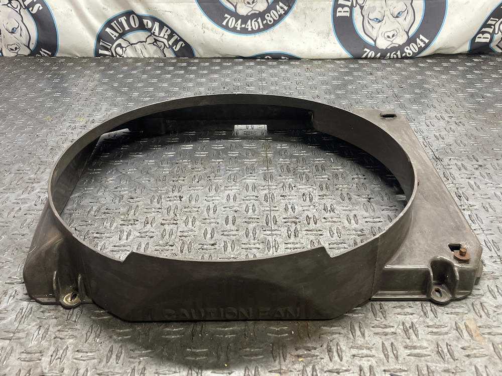 1987-93 Ford Mustang OEM Fan Shroud 117k Miles 289