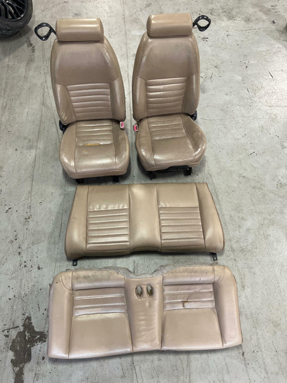 1999-04 Ford Mustang Convertible Parchment Leather Seats NP
