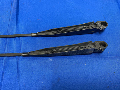 1987-93 Ford Mustang Windshield Wiper Arms Factory Left Right Pair 157
