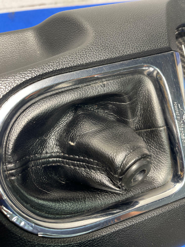 2015-23 Ford Mustang Center Console Leather Carbon Fiber Insert Manual 165