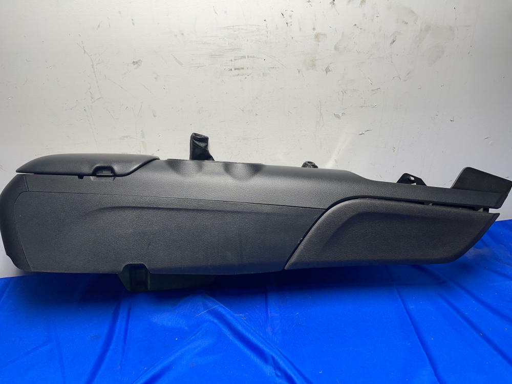 2015-23 Ford Mustang Center Console Leather Carbon Fiber Insert Manual 165