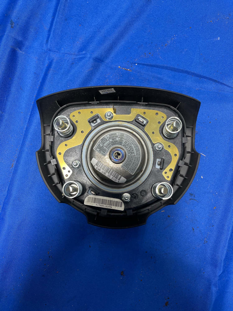 2005-06 Pontiac GTO Driver Airbag 159