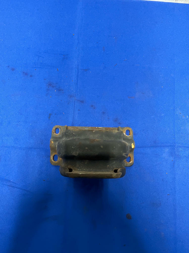 200506 Pontiac GTO Differential Mount 159 Blu Auto Parts