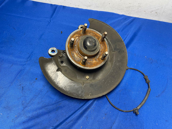 2005-09 Ford Mustang Passenger RH Front Spindle 162