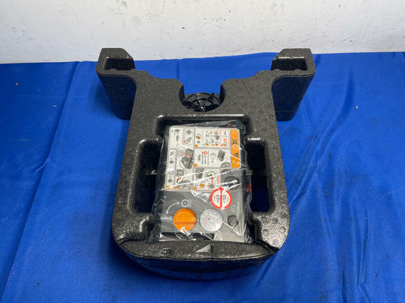 2015-23 Ford Mustang Spare Tire Inflator Compressor Never Used OEM 168