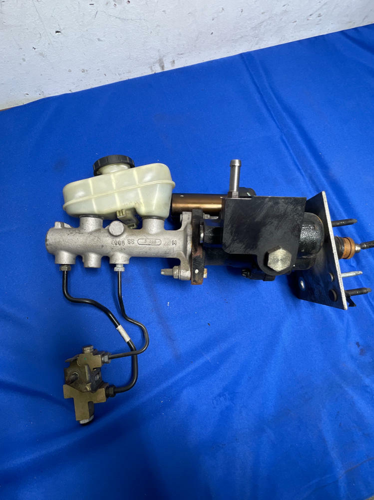 199904 Ford Mustang Hydroboost w/ Proportioning Valve 170 Blu Auto Parts
