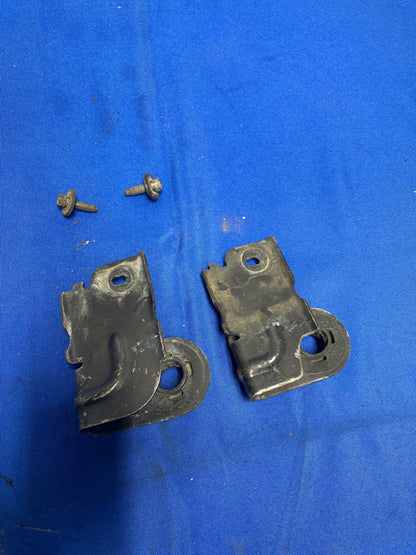 1999-04 Ford Mustang GT Radiator Brackets 178