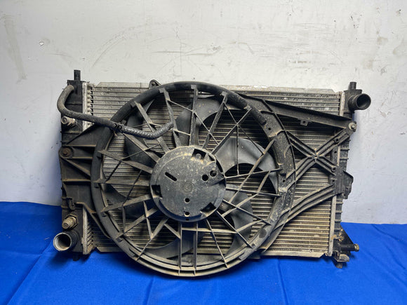 1999-00 Ford Mustang GT Radiator & Fan 178