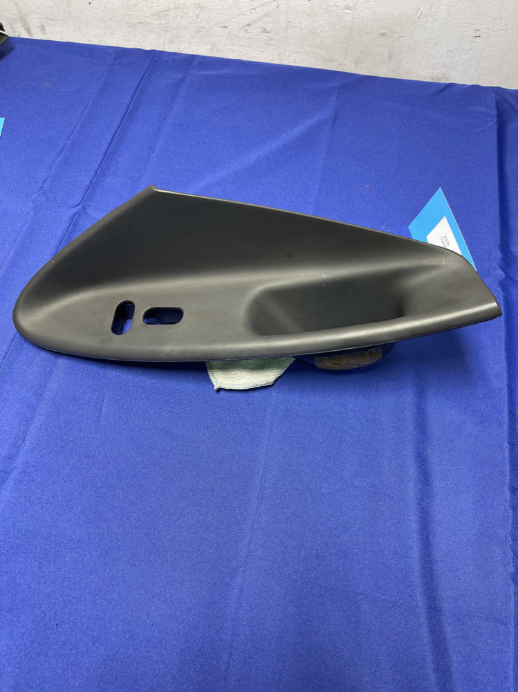 2003-04 Ford Mustang SVT Cobra Aftermarket passenger RH Coupe Door Pull 179