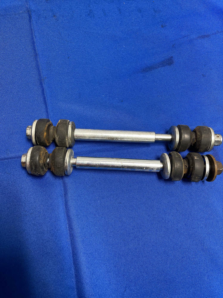 1999-04 Ford Mustang GT Front Like NEW Sway Bar Links 4.6 V8 177