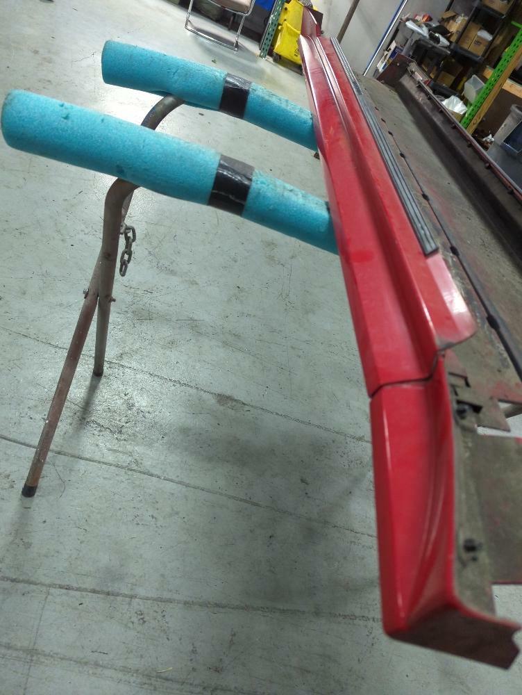 1999-04 Ford Mustang GT V8 Torch Red Side Skirts 170