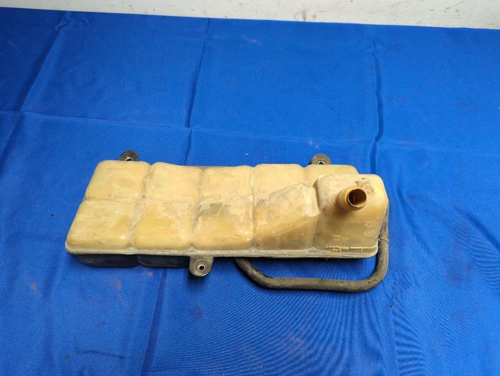 1999-04 Ford Mustang Coolant Reservoir 183