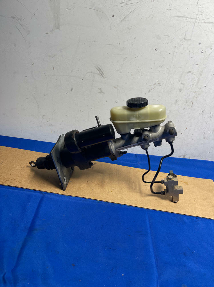 200304 Ford Mustang SVT Cobra Hydroboost & Proportioning Valve 181 Blu Auto Parts