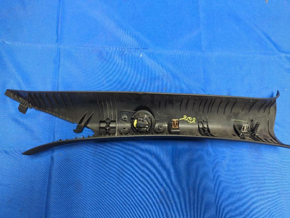 2015-17 Ford Mustang GT 5.0 Coyote Driver Interior A-Pillar 172