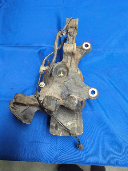 2015-17 Ford Mustang GT 5.0 Coyote Front Passenger RH Spindle 172