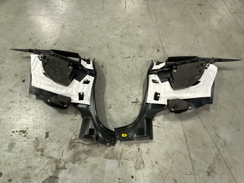 2015-17 Ford Mustang Rear Interior Plastics 176