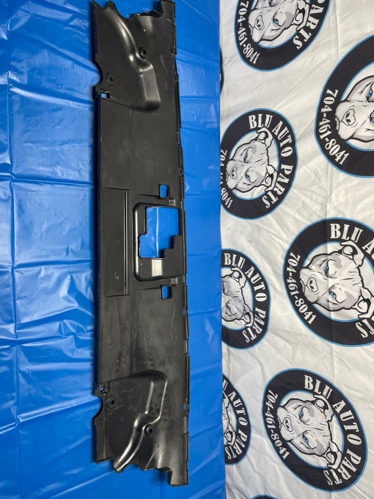 2018-23 Ford Mustang Radiator Cover 185