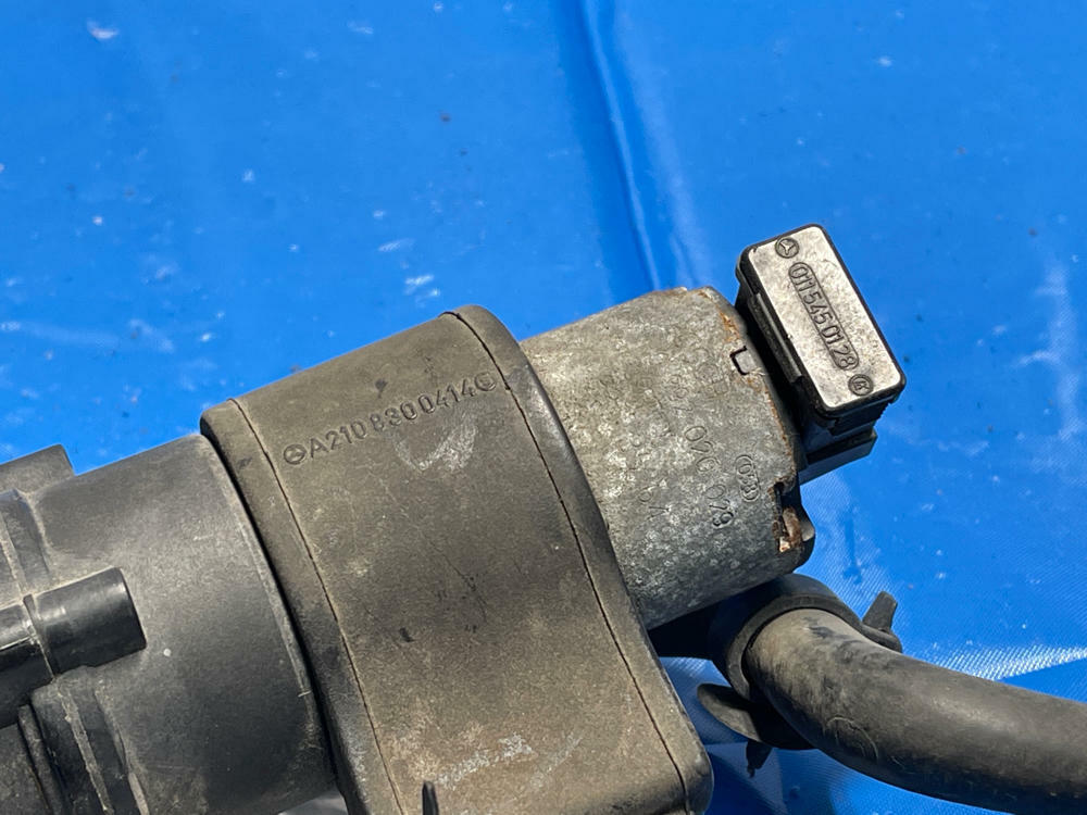 1999-02 Merecedes E55 AMG W210 Coolant Water Circulation Pump & Hoses 156