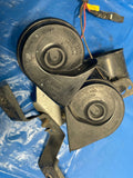 2003-04 Ford Mustang SVT Cobra Horns w/ Aftermarket Alarm 186