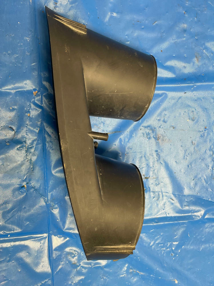 2003-04 Ford Mustang SVT Cobra RH Passenger Fog Light Bezel 191