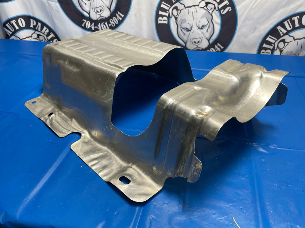 2018-23 Chevrolet Camaro ZL1 Exhaust Intermediate Underbody Heat Shield 169