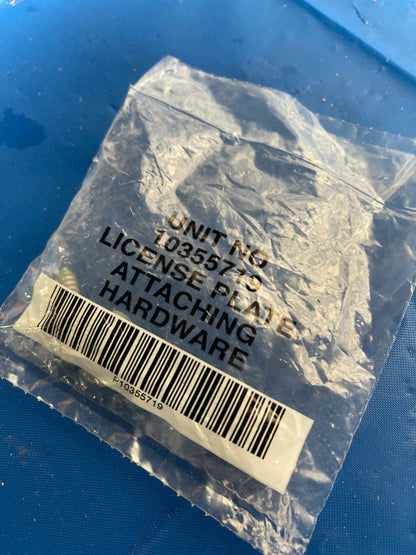 2018-23 Chevrolet Camaro ZL1 Front Plate Hardware NEW 169