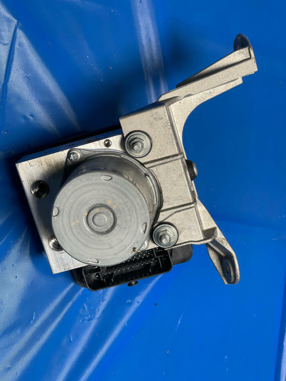 2018-23 Chevrolet Camaro ZL1 ABS Module 169