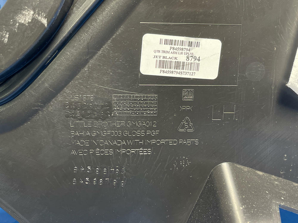 2018-23 Chevrolet Camaro ZL1 Convertible Rear Interior Plastic LH Driverside 169