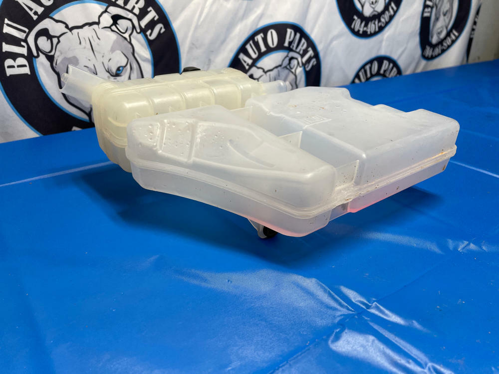 2018-23 Chevrolet Camaro ZL1 Engine Coolant Reservoir 169