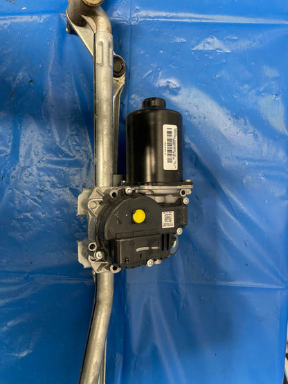 2015-23 Ford Mustang GT Wiper Motor Assembly 190