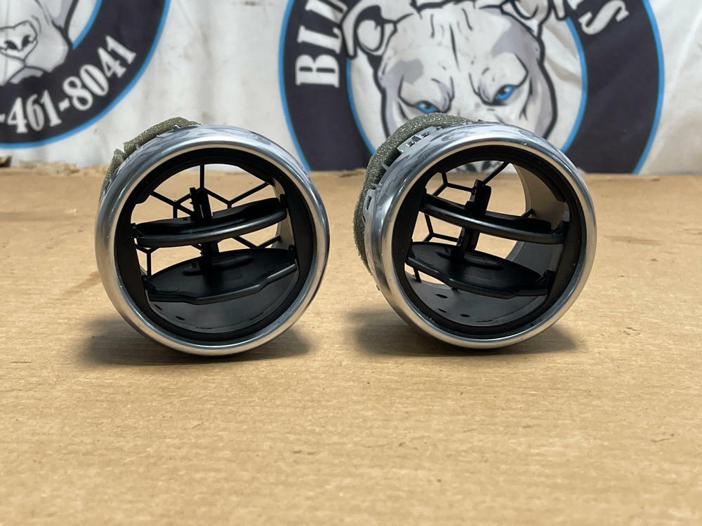 2015-23 Ford Mustang Dash Vents 195