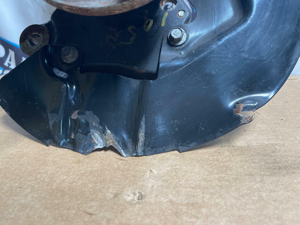 2015-23 Ford Mustang Passenger RH Front Spindle 195