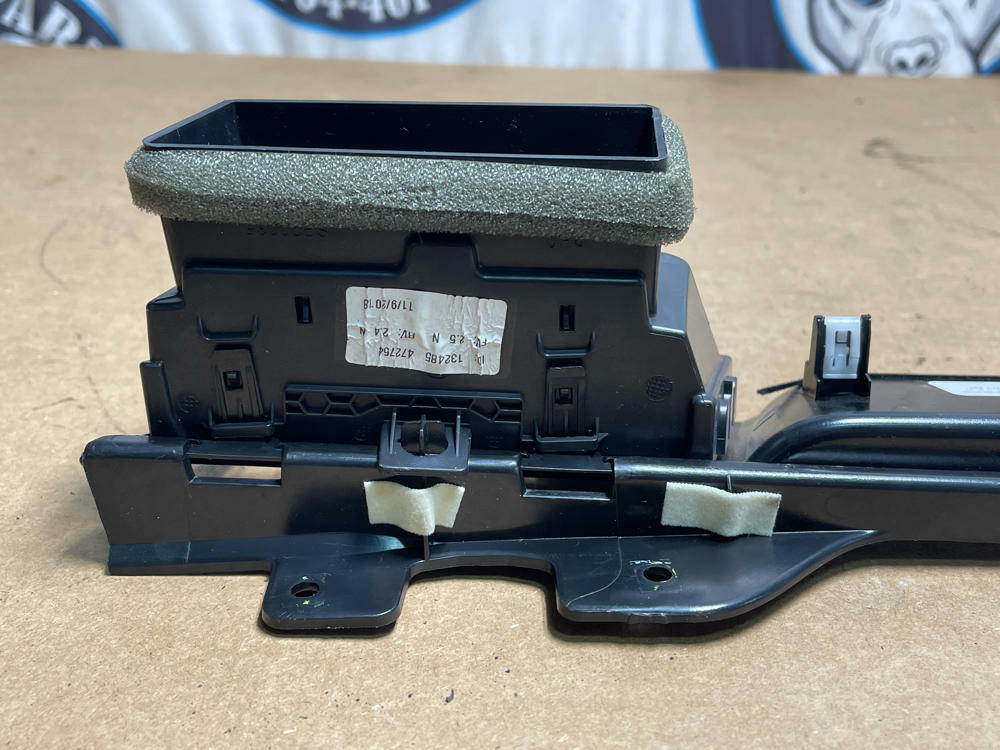 2015-17 Ford Mustang Dash Vent 50th Anniversary NP