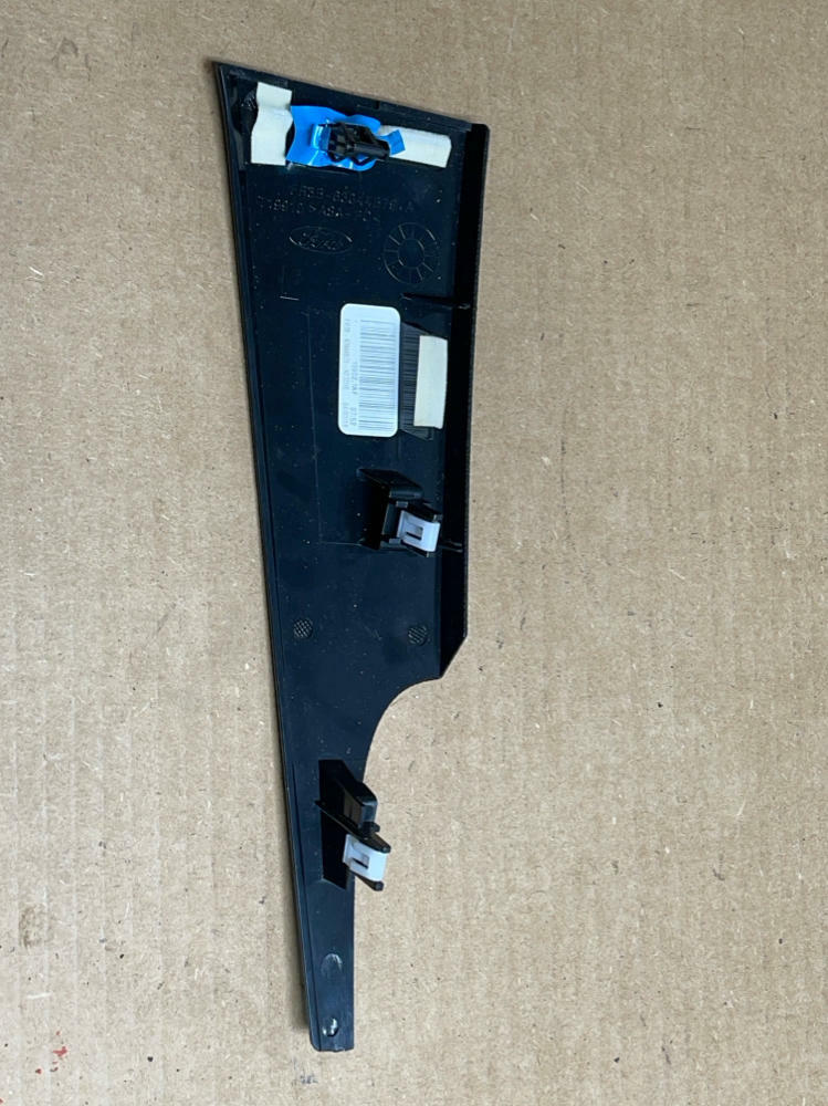 2015-23 Ford Mustang Driver LH Dash Trim Cover End Cap 195
