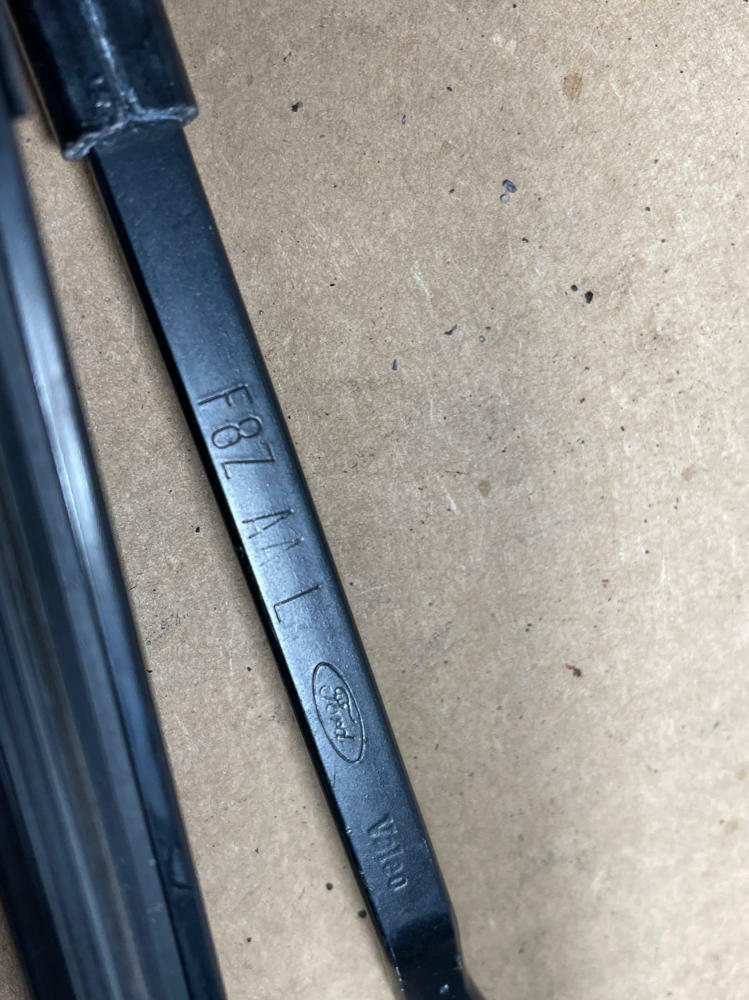 1999-04 Ford Mustang GT Roush Saleen Wiper Arms & Blades 189