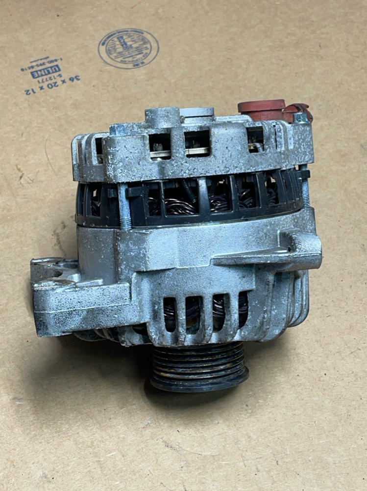 1999-04 Ford Mustang GT 2V Alternator & Pulley 189