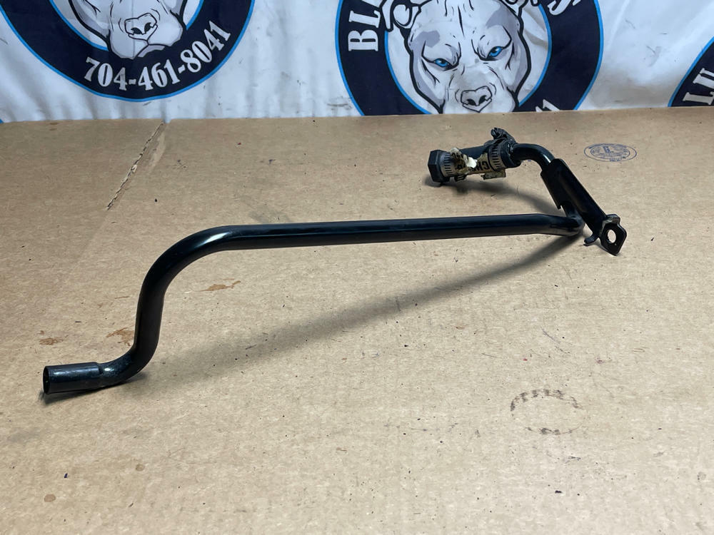 1999-04 Ford Mustang GT 4.6 Heater Core To Water Bypass Tube 189