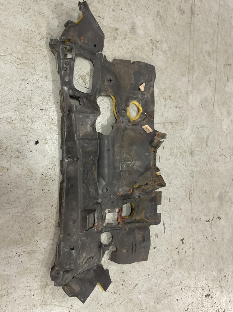 1999-04 Ford Mustang GT 4.6 Firewall Sound Deadening 189