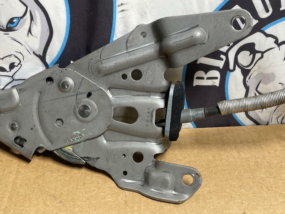 2015-17 Ford Mustang E-Brake Handbrake Assembly 193