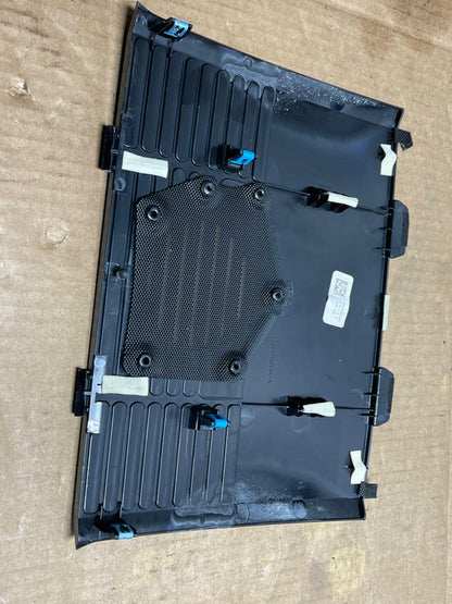 2018-23 Ford Mustang Dash Center & Tweeter 197