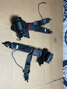 2018-23 Ford Mustang GT Rear Seat Belt Pair 194